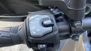Suzuki V-Strom 1050XT (2020 - 23)  (8)