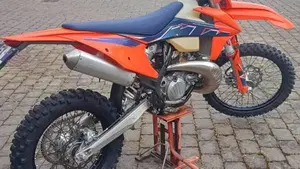 KTM 250 EXC TPI (2022)  (9)