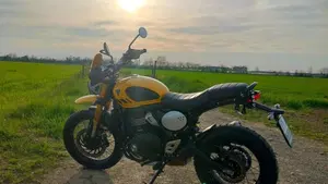 Triumph Scrambler 400 XC (2025 - 26) 