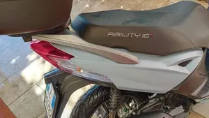 Kymco Agility 200i R16 + (2021 - 25)  (2)