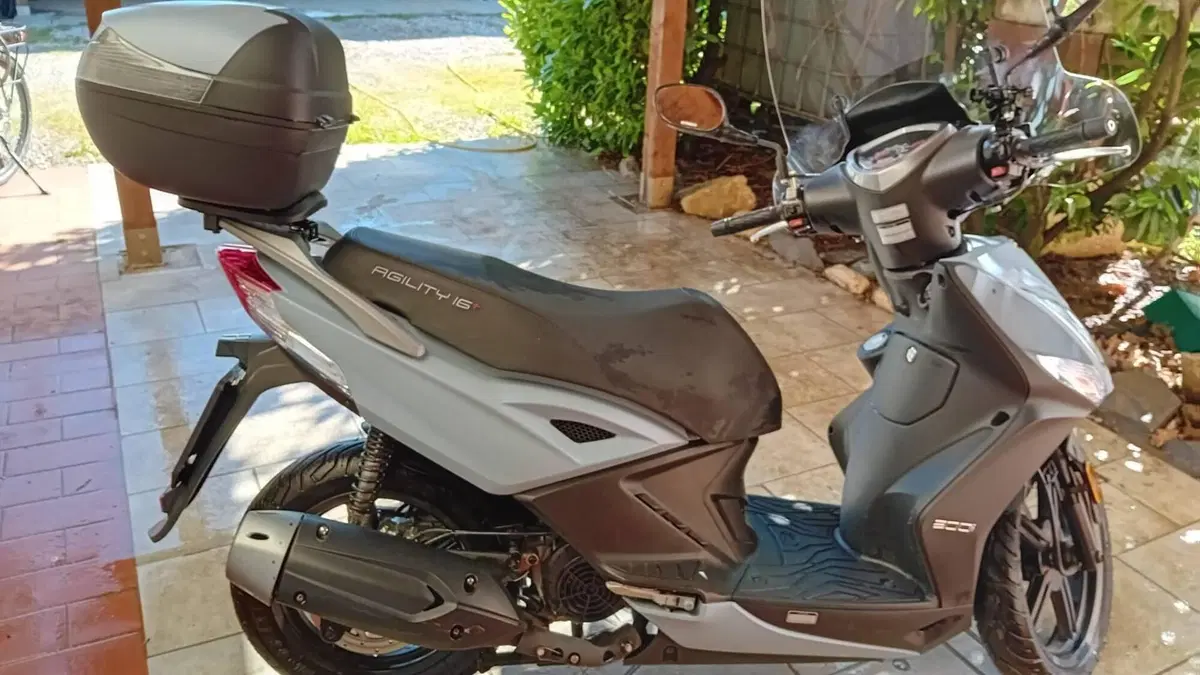 Kymco Agility 200i R16 + (2021 - 25)  (3)