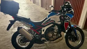 Honda Africa Twin CRF 1100L Urban (2022 - 23)  (5)