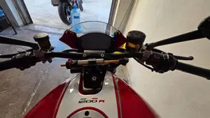 Ducati Monster 1200 R (2016 - 19)  (5)