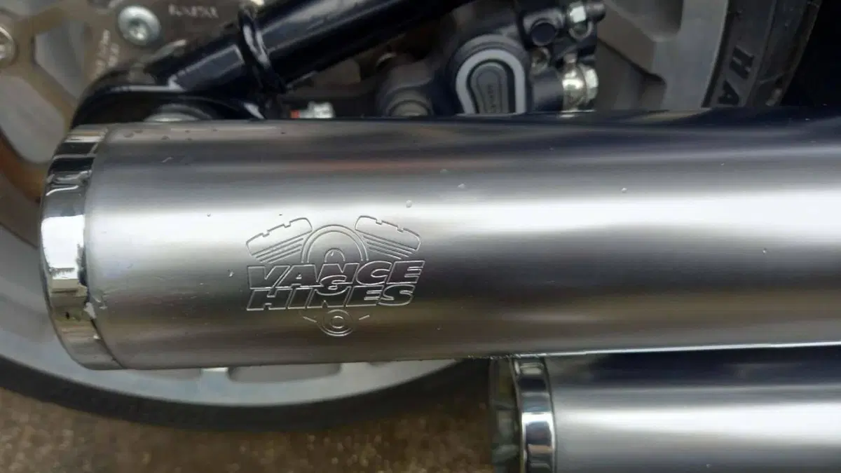 Harley-Davidson 114 Fat Boy (2018 - 20) - FLFBS  (2)