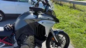 Ducati Multistrada V4 S (2021 - 24)  (9)