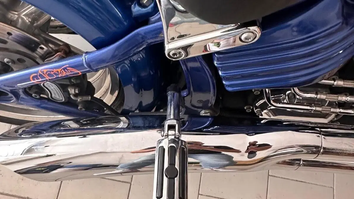 Harley-Davidson 1584 Rocker C (2009 - 11) - FXCWC  (7)
