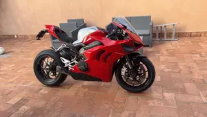 Ducati Panigale V4 1100 (2020)  (4)