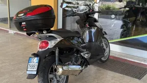 Aprilia Scarabeo 500 (2007 - 12)  (6)