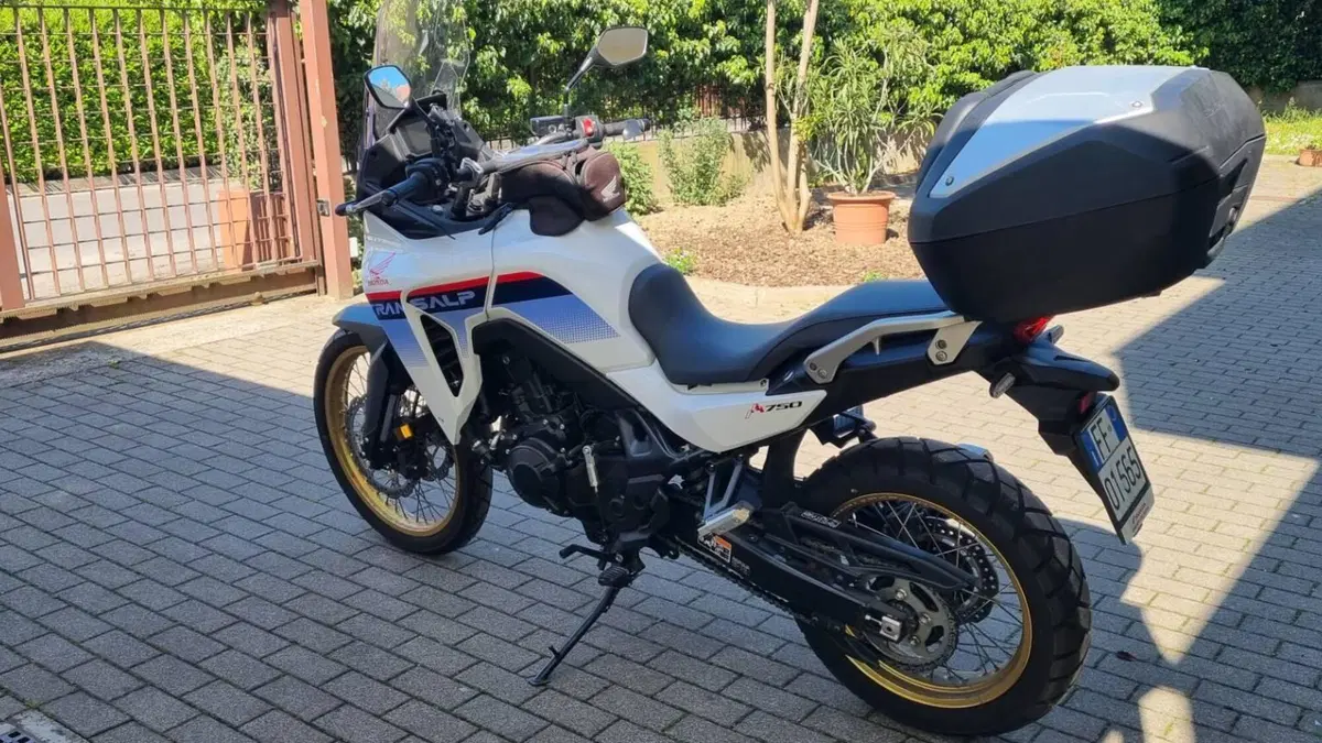 Honda Transalp XL750 (2023 - 24)  (2)