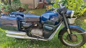 Moto Guzzi   (3)
