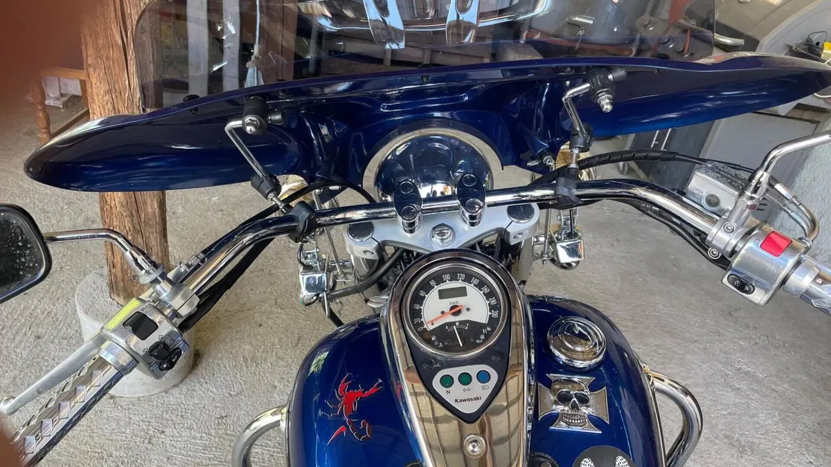 Kawasaki Vulcan VN 900 Classic (2006 - 10) 