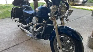 Kawasaki Vulcan VN 900 Classic (2006 - 10)  (4)