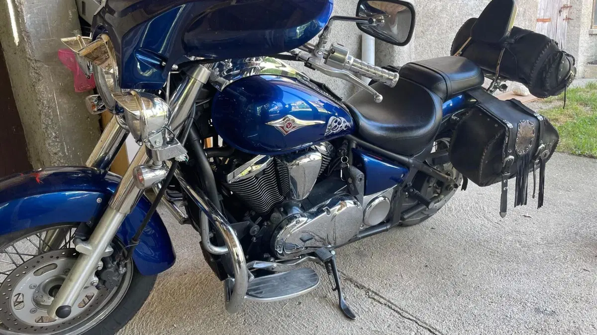 Kawasaki Vulcan VN 900 Classic (2006 - 10)  (7)
