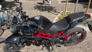 Benelli BN 125 (2021 - 25)  (2)