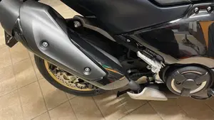 Yamaha T-Max 560 Tech Max (2022 - 24)  (5)