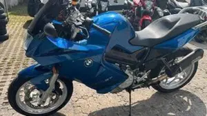 Bmw F 800 ST  (2)