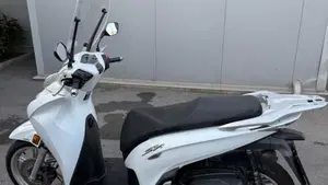 Honda SH 350 (2021 - 24)  (3)