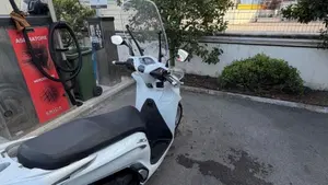 Honda SH 350 (2021 - 24)  (9)