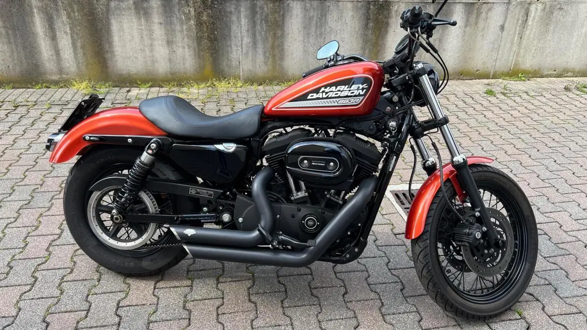 Harley-Davidson 883 R (2008 - 16) - XL 883R 