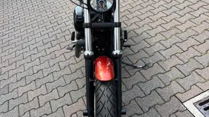 Harley-Davidson 883 R (2008 - 16) - XL 883R  (2)