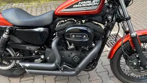 Harley-Davidson 883 R (2008 - 16) - XL 883R  (3)