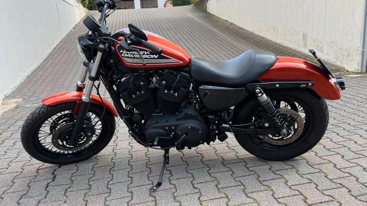 Harley-Davidson 883 R (2008 - 16) - XL 883R  (4)