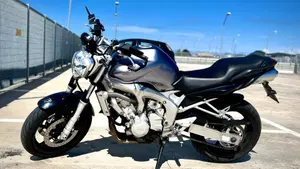 Yamaha FZ6 (2004 - 07)  (2)