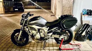 Yamaha FZ6 (2004 - 07)  (5)
