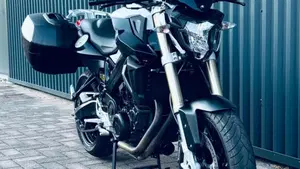 Bmw F 800 R (2015 - 16)  (4)