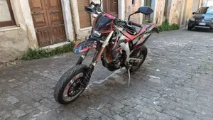 Honda CRF 450R (2003 - 04)  (4)