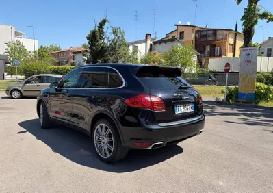 Porsche Cayenne 3.0 S Hybrid (6)