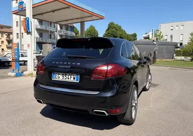 Porsche Cayenne 3.0 S Hybrid (8)