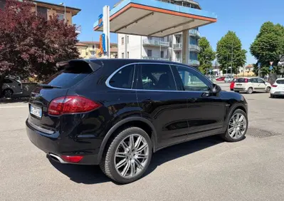 Porsche Cayenne 3.0 S Hybrid (9)