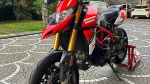 Ducati Hypermotard 950 SP (2022 - 25) 
