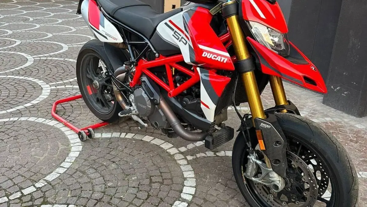 Ducati Hypermotard 950 SP (2022 - 25)  (2)