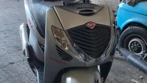 Honda @ 125 (2000 - 06) 