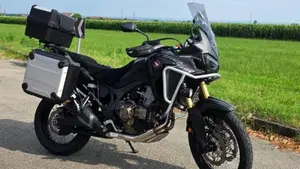 Honda Africa Twin CRF 1000L DCT Travel Edition (2018 - 19)  (2)
