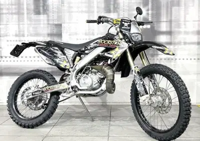 HM CRE SIX Comp. (2007 - 08)  - Annuncio 9996315