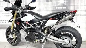 Aprilia Dorsoduro 750 (2009 - 14)  (2)