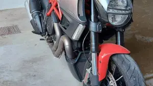 Ducati Diavel 1200 (2010 - 13)  (3)