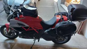 Ducati Diavel 1200 (2010 - 13)  (5)