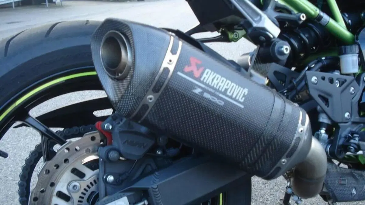 Kawasaki Z 900 Performance (2019)  (7)