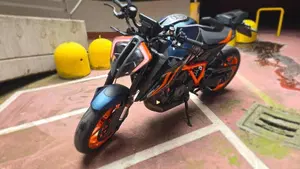 KTM 1290 Super Duke R (2022 - 23)  (3)