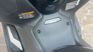 Yamaha T-Max 560 Tech Max (2025 - 26)  (4)