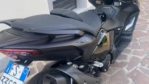 Yamaha T-Max 560 Tech Max (2025 - 26)  (5)