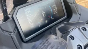 Yamaha T-Max 560 Tech Max (2025 - 26)  (8)