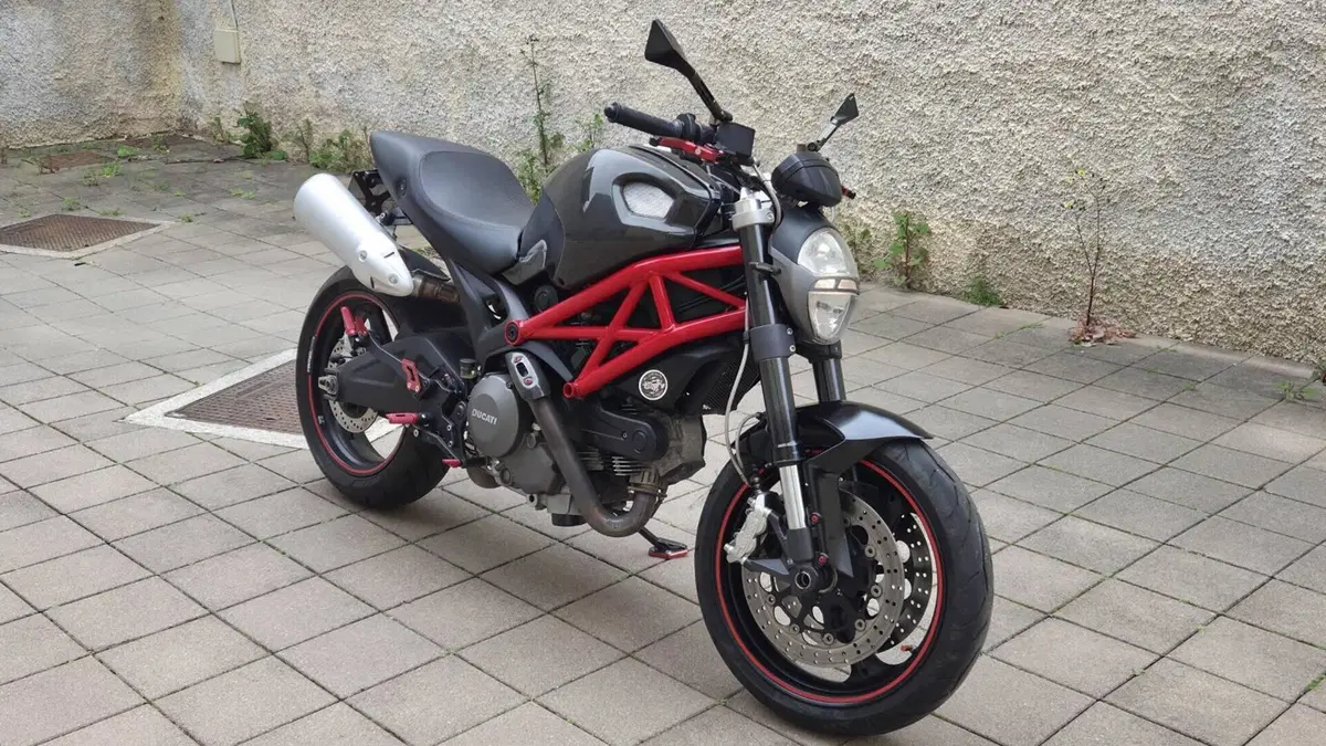 Ducati Monster 696 Plus (2007 - 14) 