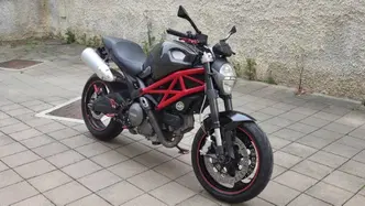 Ducati Monster 696 Plus (2007 - 14) usata