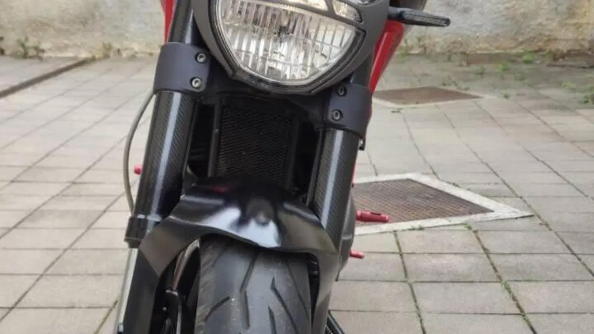 Ducati Monster 696 Plus (2007 - 14)  (4)