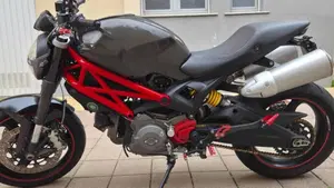 Ducati Monster 696 Plus (2007 - 14)  (6)